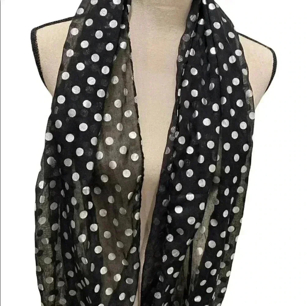 Scarf - Picture 3 of 6